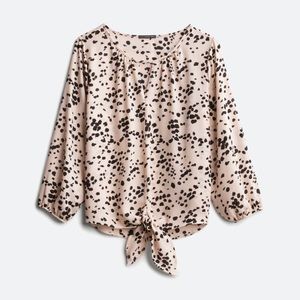 West Kei Women’s Casiya tie front blouse. Size XXL